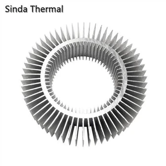 Extrusion eines zylindrischen Kühlkörpers aus Aluminium
